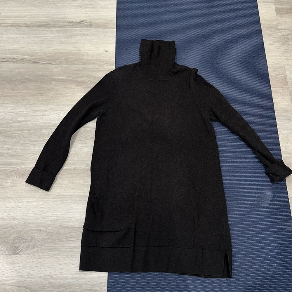 Cabi turtleneck sweater tunic